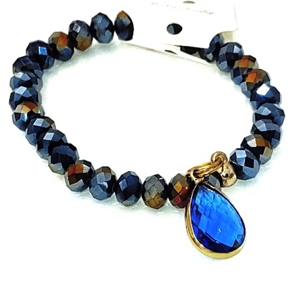 247B070. Hand-made Blue Faceted Bracelet - Picture 3 of 8